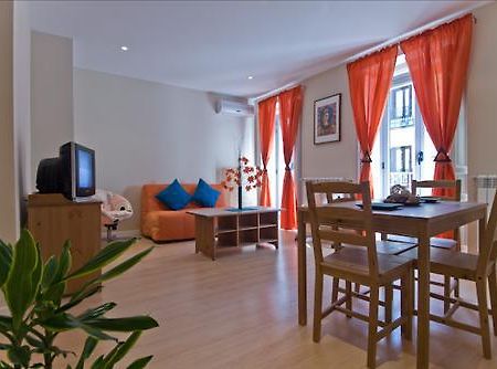 Apodaca Apartments Madrid Szoba fotó